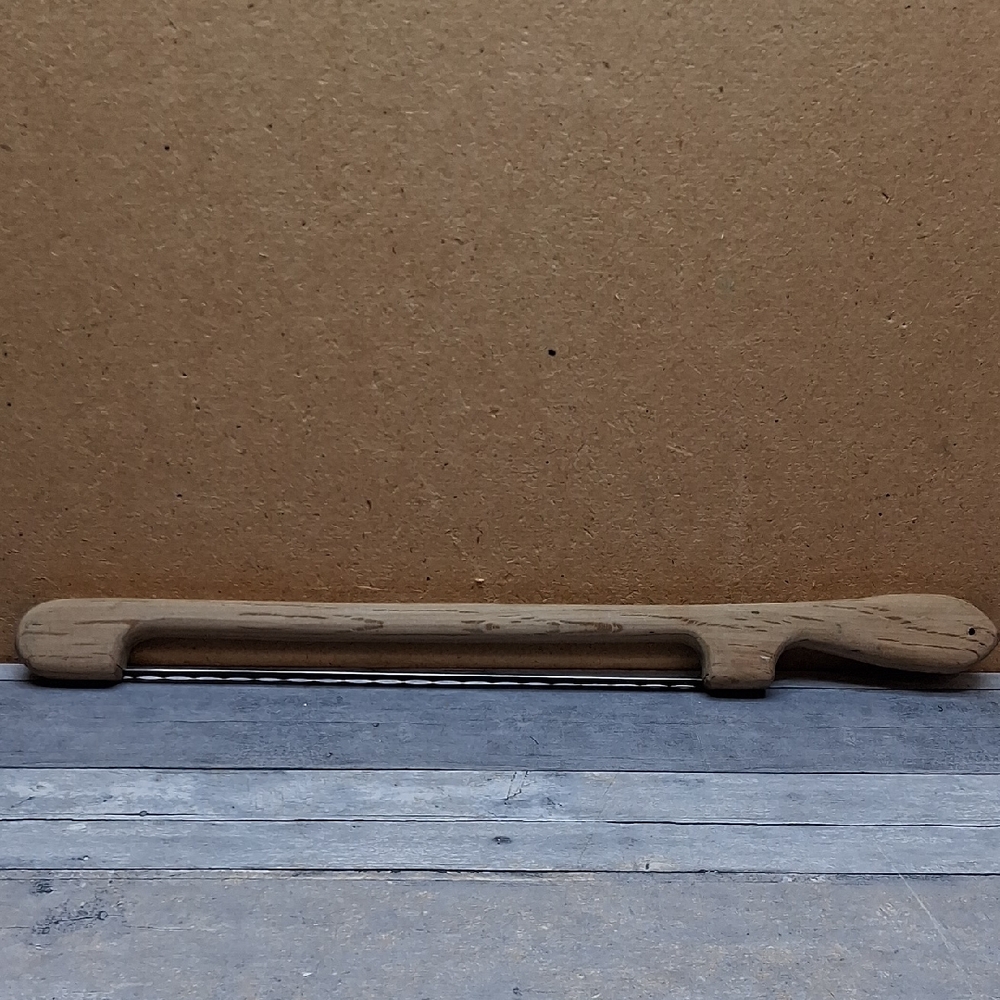 Wooden Handle Bowed Bread Knife